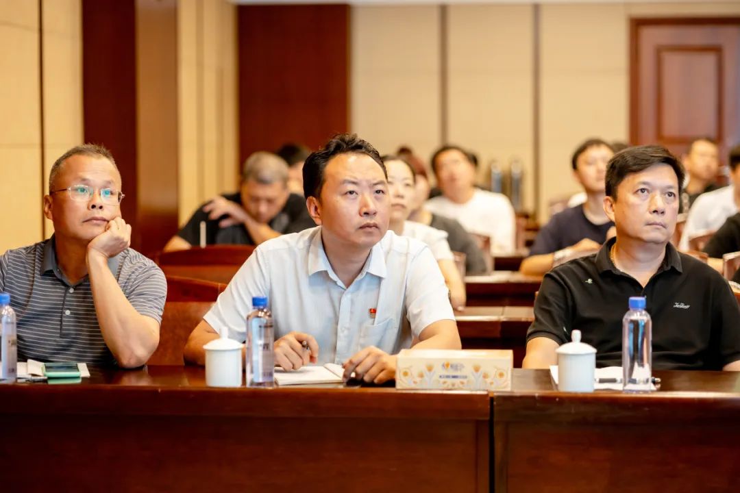 175688683068b7f72e3ea48.jpg 175688683068b7f72e3ea48.jpg